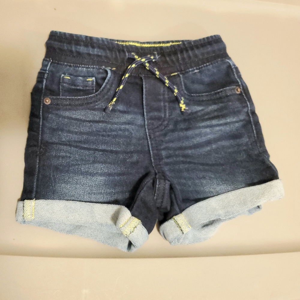 Cat & Jack 12month Shorts (Unisex)
